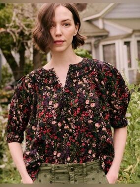 THE GREAT. The Storyteller Top in Black Freshwater Floral Size 0/XS $275